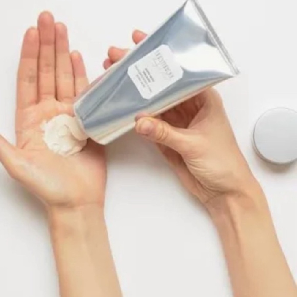 Laura Mercier almond coconut Milk Body butter 6 oz